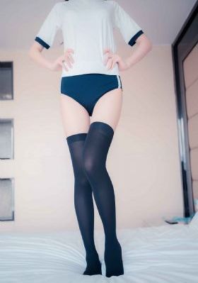 女老师7_4K全集在线观看